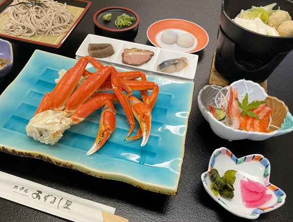 本ズワイ蟹脚２肩付きのご夕食（和食膳）※イメージ