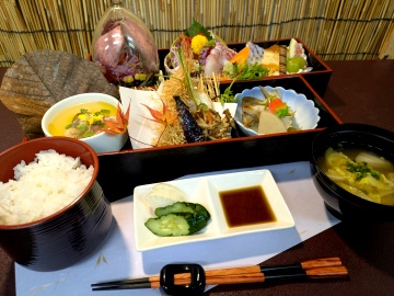 *夕食（冬のとくとくプラン）/お弁当風の夕食膳